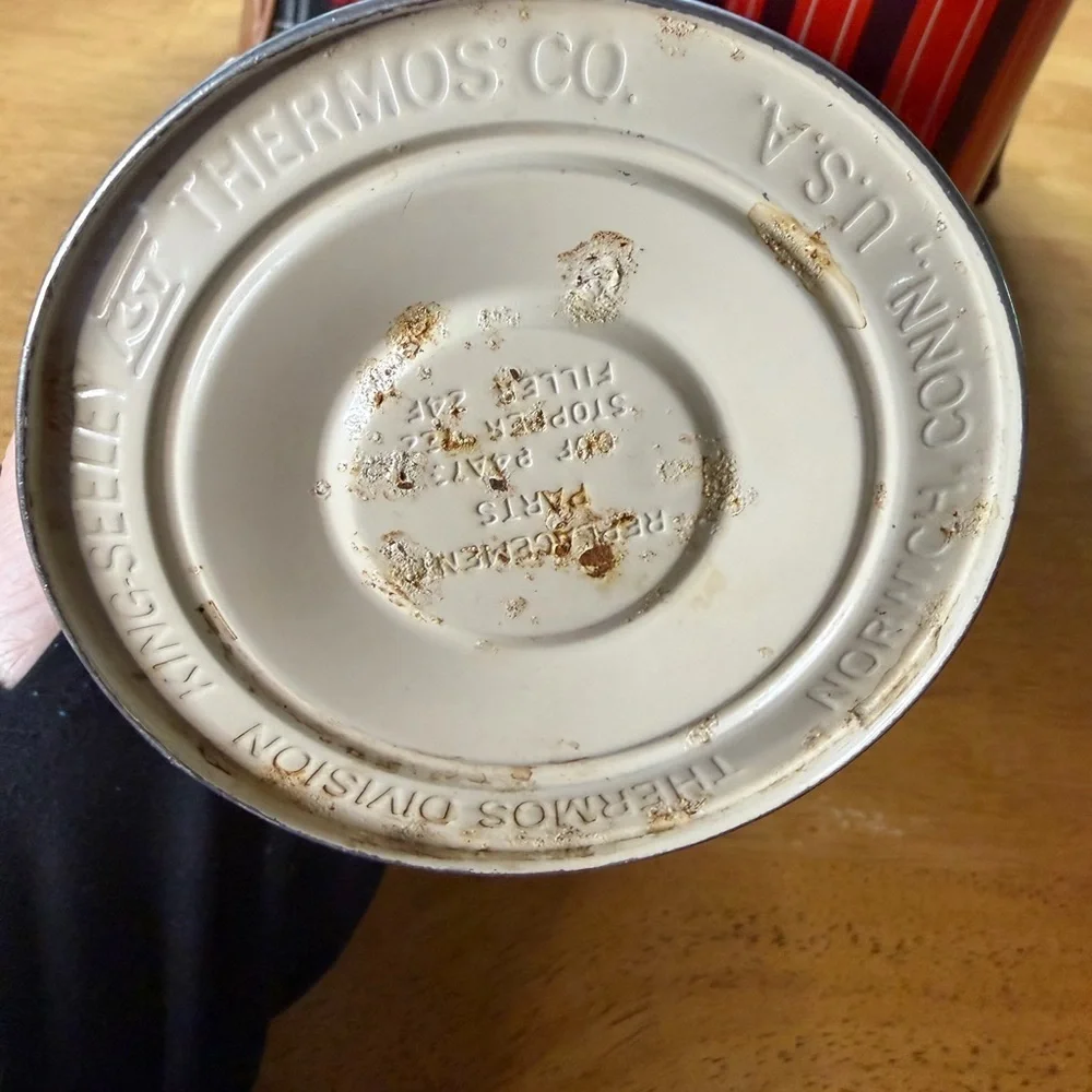 Vintage Thermos Red Mod Stripe Vacuum Bottles Picnic Tote Set USA – 1 Dented - Picture 4 of 6